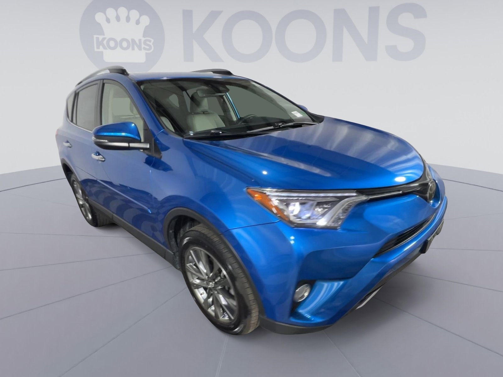 Used 2018 Toyota RAV4 Limited image 2