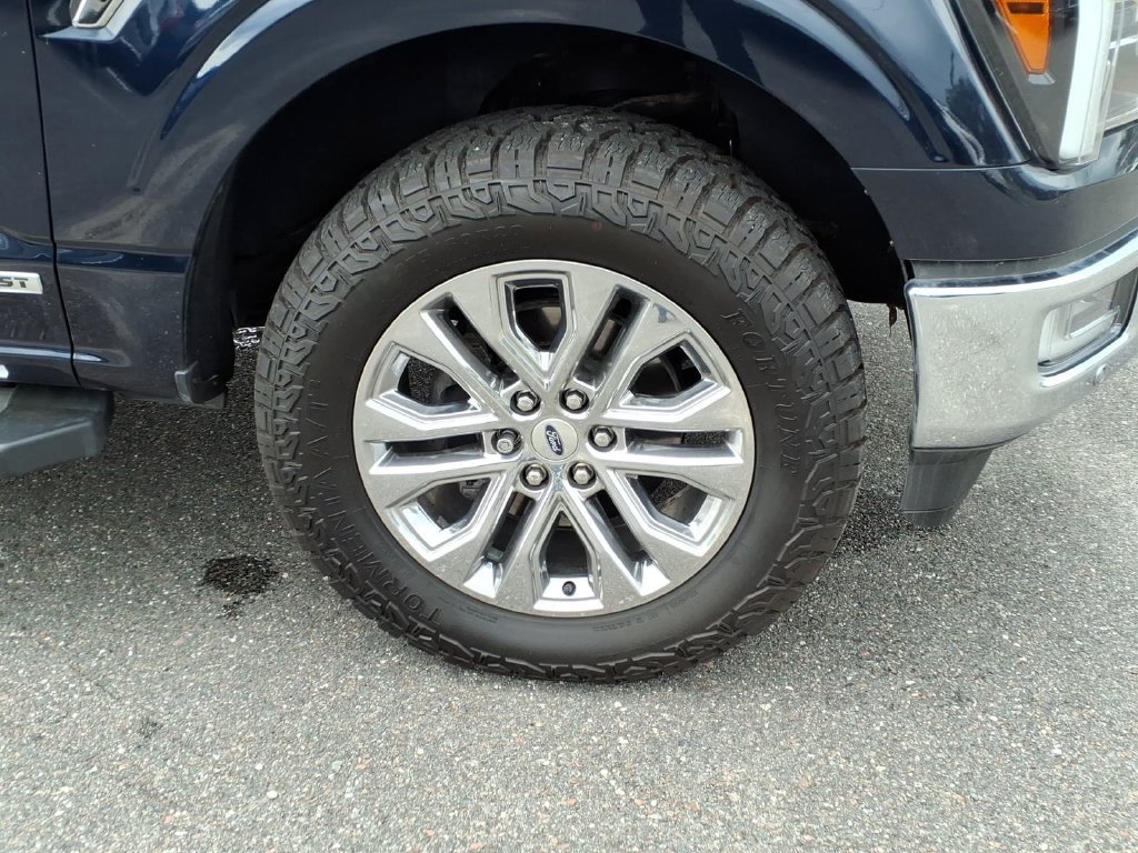 Used 2024 Ford F150 Lariat AWD/4WD image 9