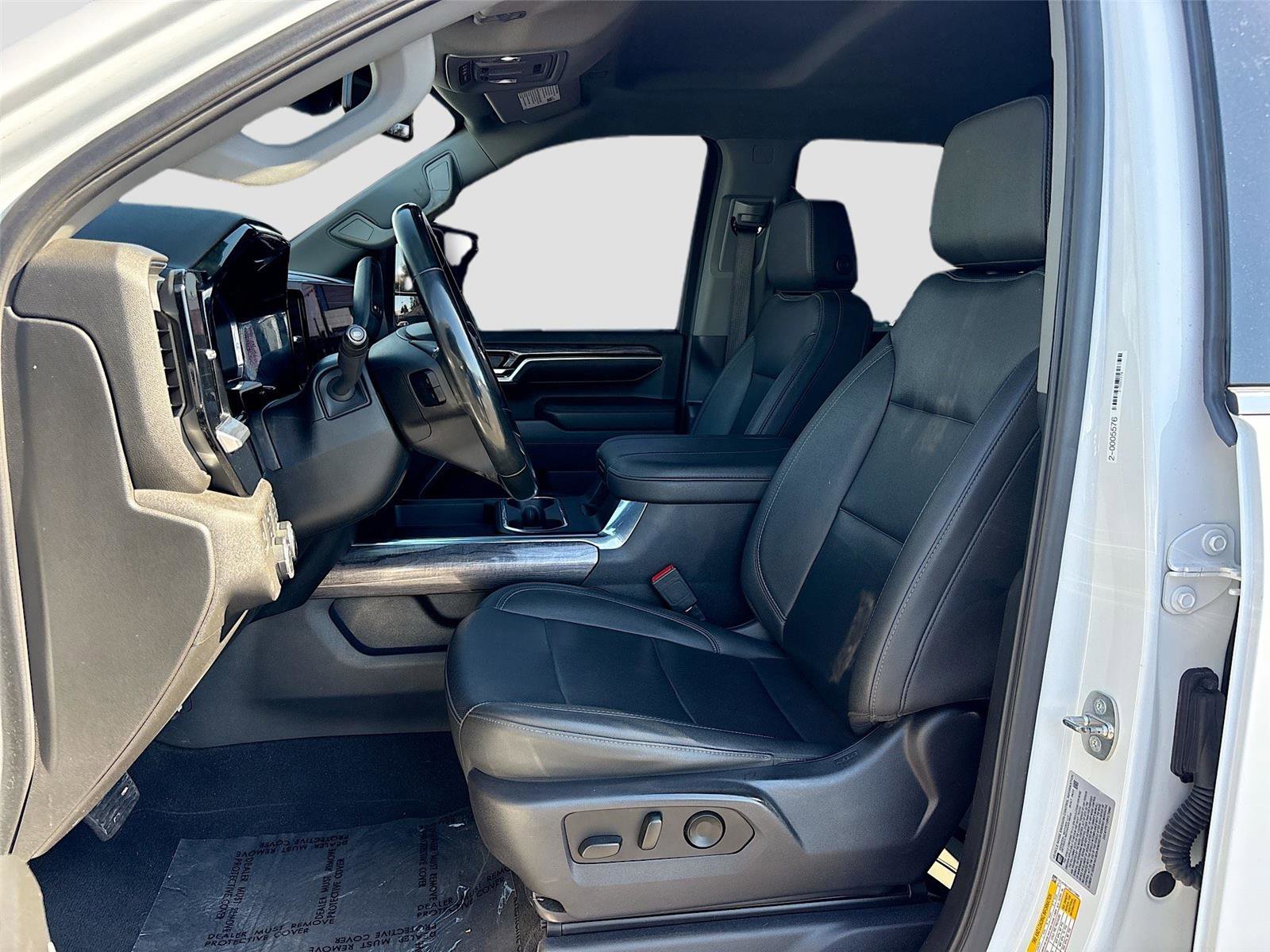 Used 2024 Chevrolet Silverado 2500 LTZ w/ LTZ Plus Package image 26