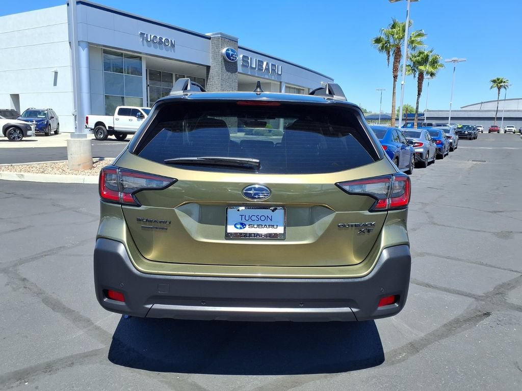 Used 2024 Subaru Outback Onyx Edition XT AWD/4WD image 11