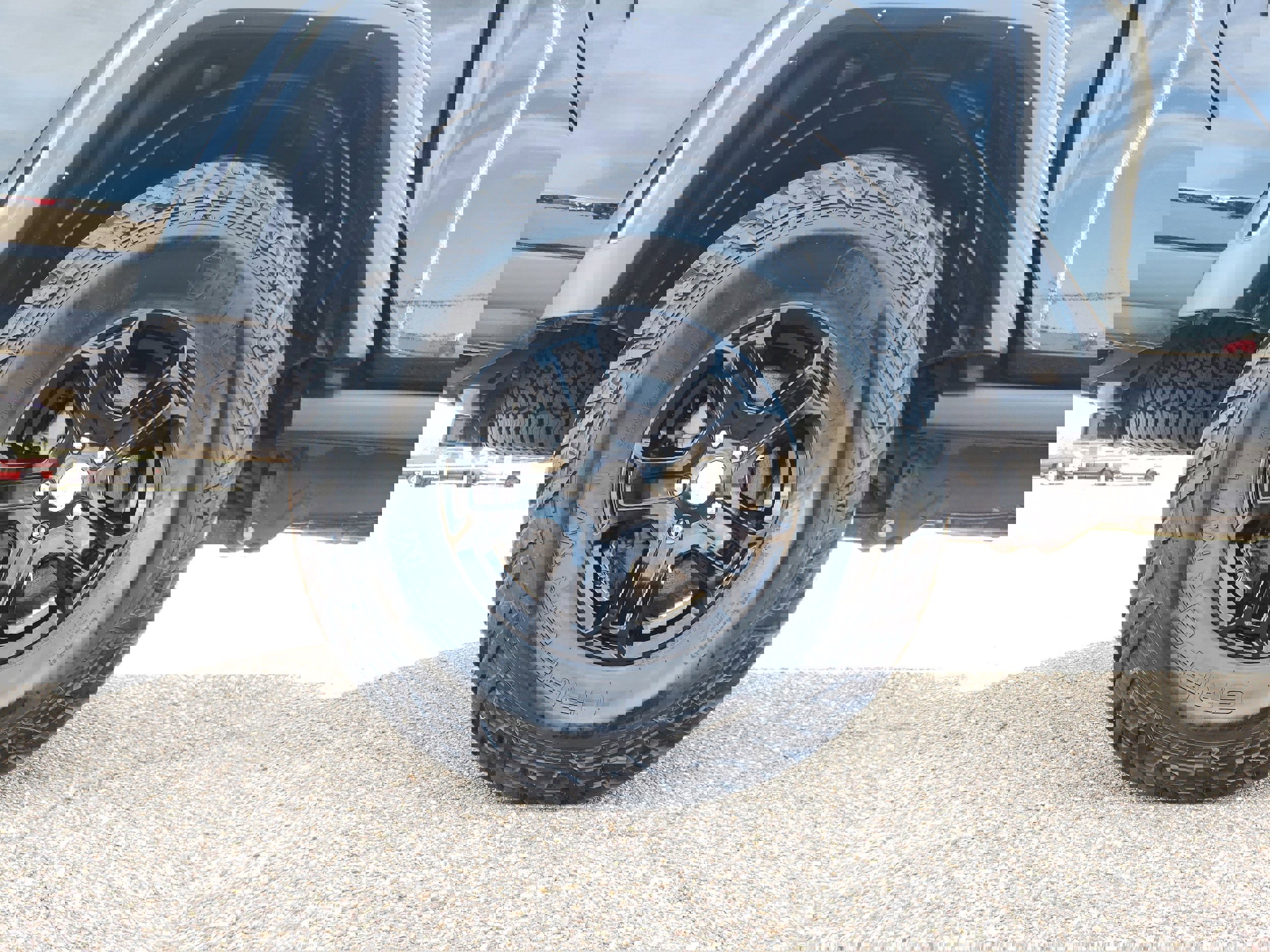 Used 2023 Jeep Gladiator Rubicon w/ Trailer Tow Package image 9