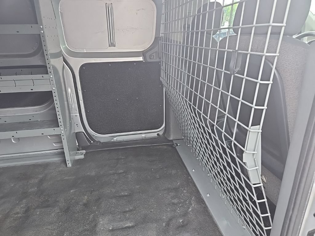 Used 2015 Nissan NV200 SV w/ Technology Package FWD image 24