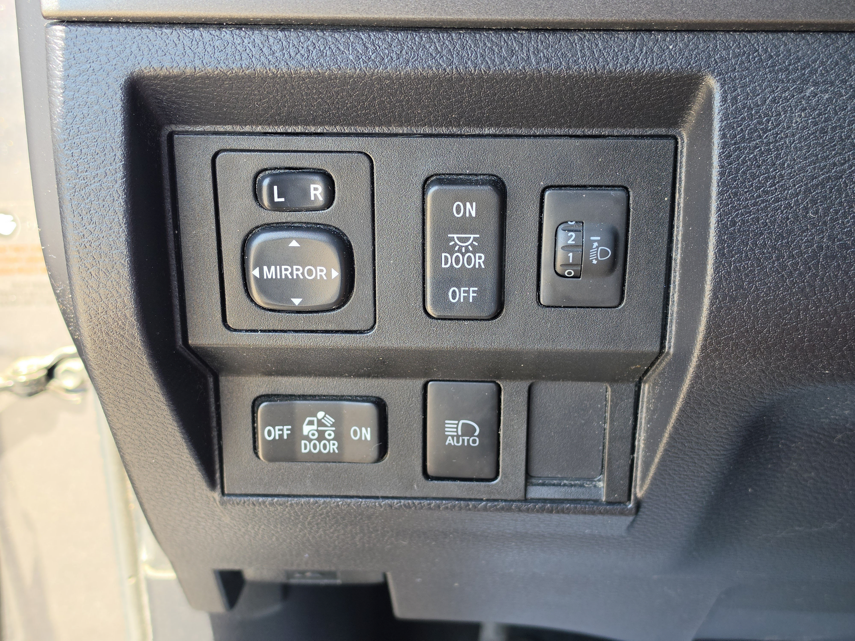 Used 2021 Toyota Tundra SR5 RWD image 31