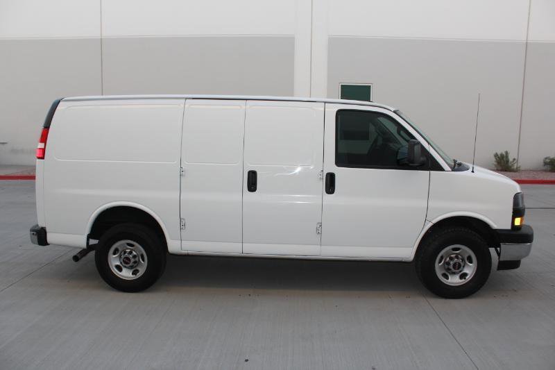 Used 2022 GMC Savana 2500 G2500 Cargo Van w/ Driver Convenience Package image 4