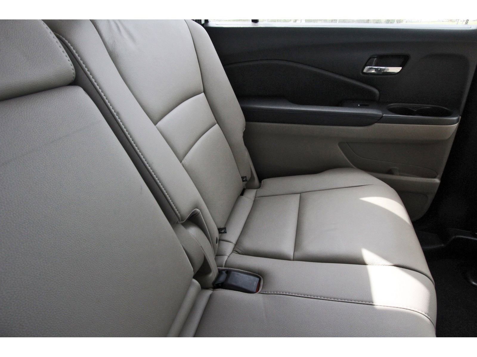 Used 2018 Honda Pilot EX-L image 14