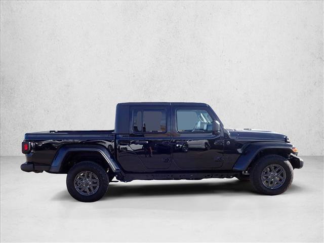 New 2025 Jeep Gladiator Sport AWD/4WD image 5