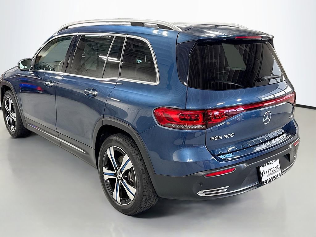 Used 2023 Mercedes-Benz EQB 300 4MATIC image 9