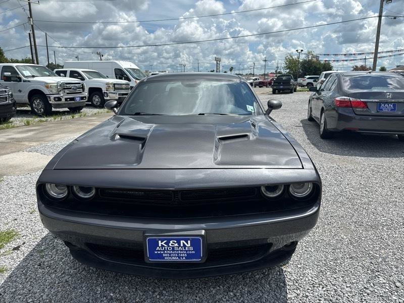 Used 2016 Dodge Challenger SXT w/ Blacktop Package RWD image 7
