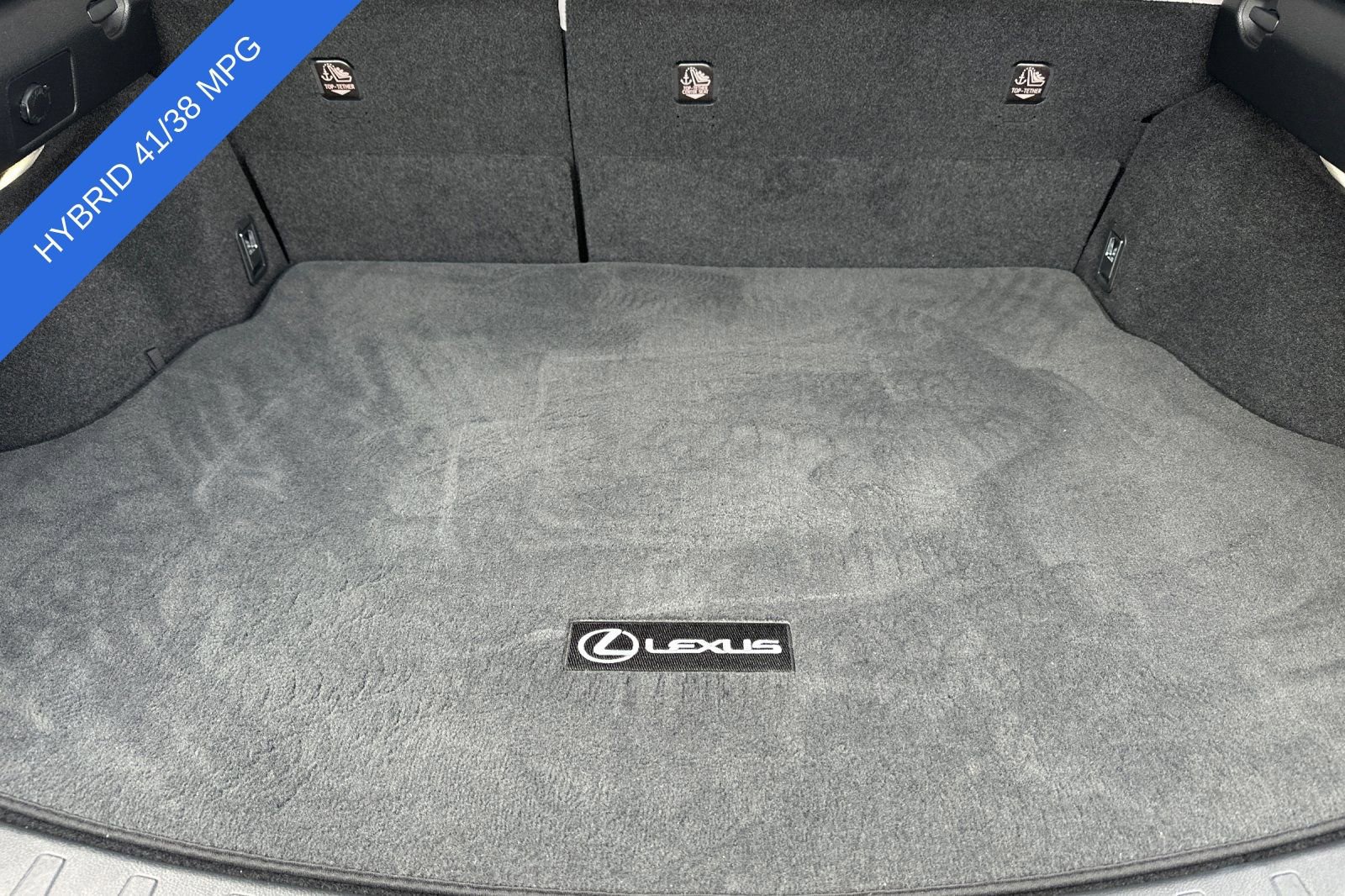 Used 2020 Lexus UX 250h w/ Premium Package image 15