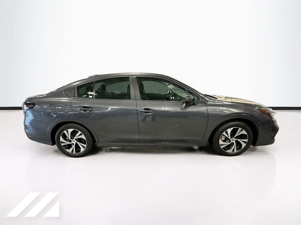 Used 2025 Subaru Legacy Premium AWD/4WD image 4