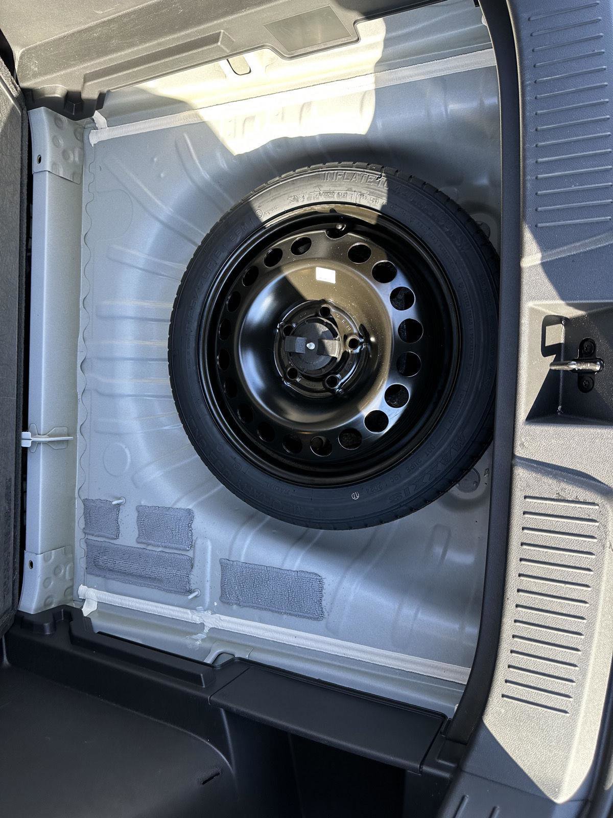 Used 2025 Chevrolet Trax RS w/ Driver Confidence Package image 25