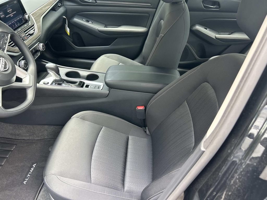 New 2026 Nissan Altima 2.5 SV AWD/4WD image 13