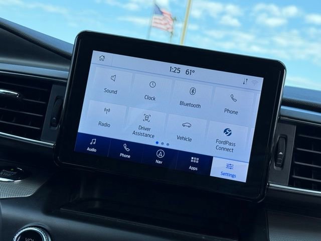 Used 2020 Ford Explorer XLT w/ Equipment Group 202A image 27