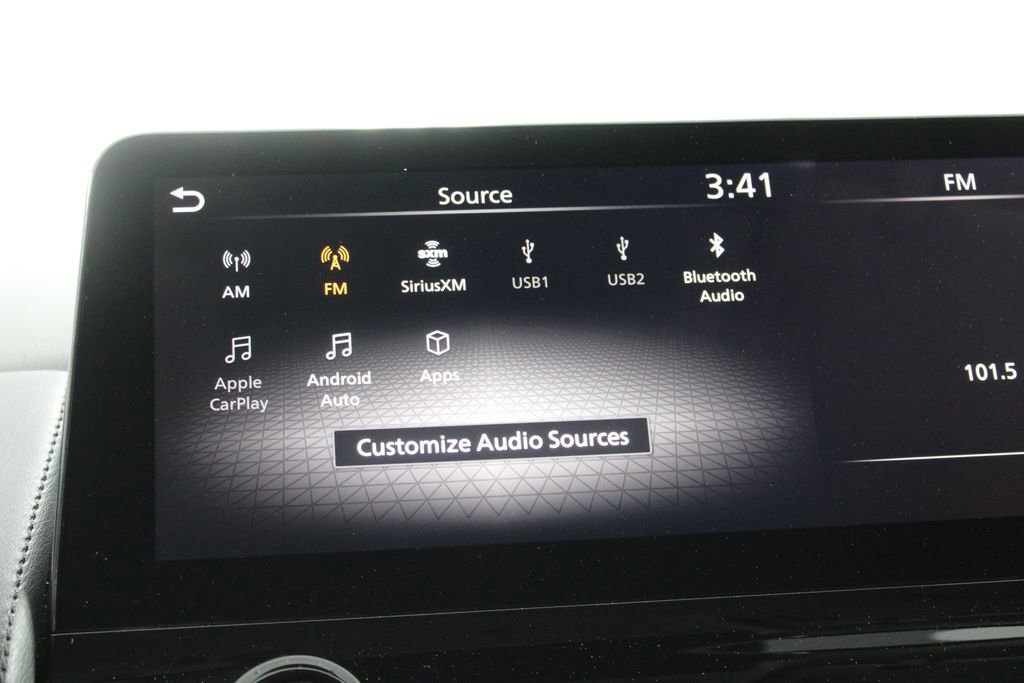 Used 2024 Nissan Armada SL image 46