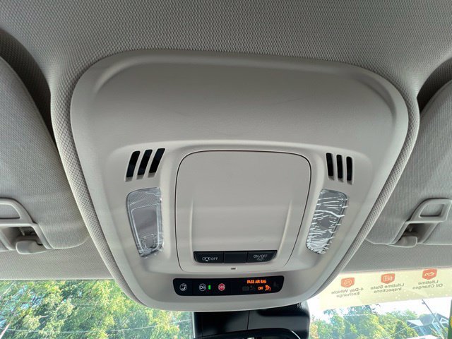 Used 2023 Buick Envision Preferred AWD/4WD image 21