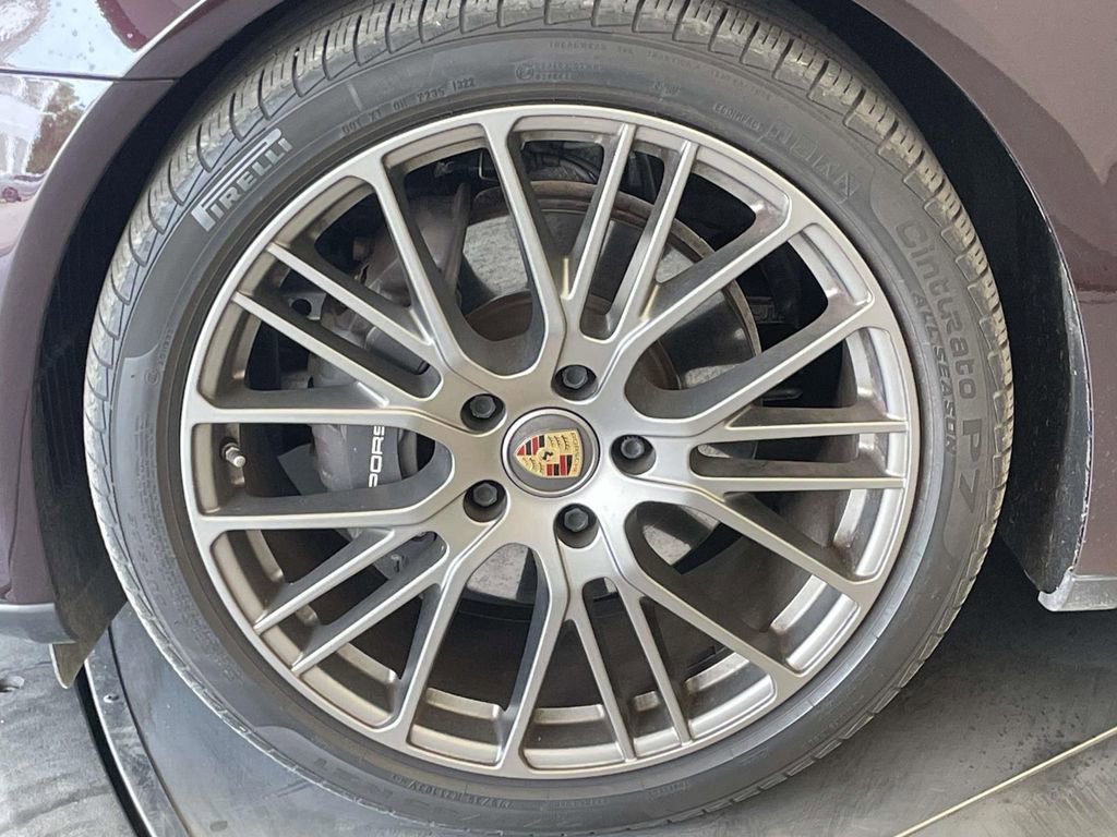 Certified 2022 Porsche Panamera 4 Platinum Edition AWD/4WD image 11