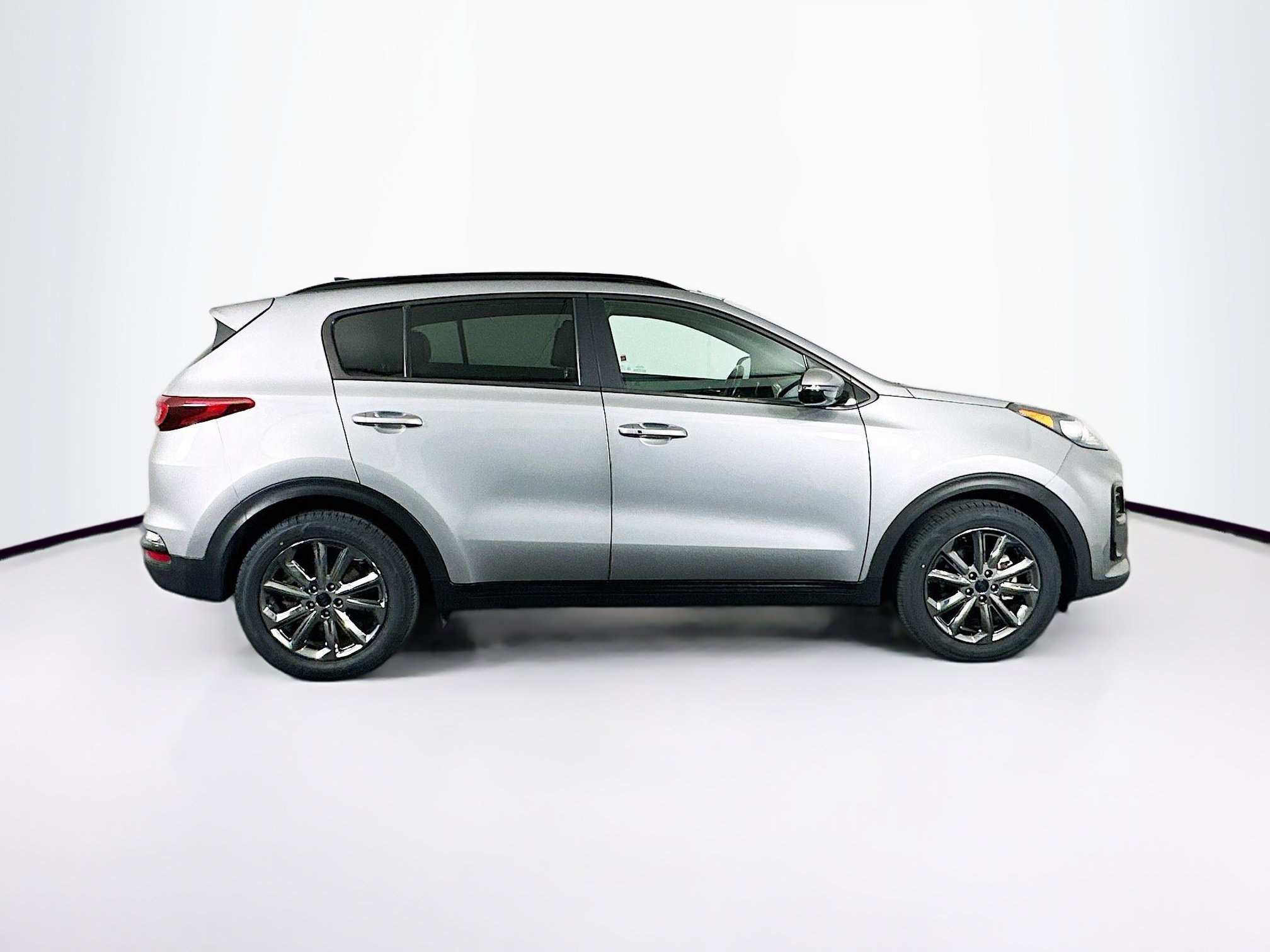 Used 2022 Kia Sportage Nightfall Edition w/ Nightfall Fwd Premium Package image 10
