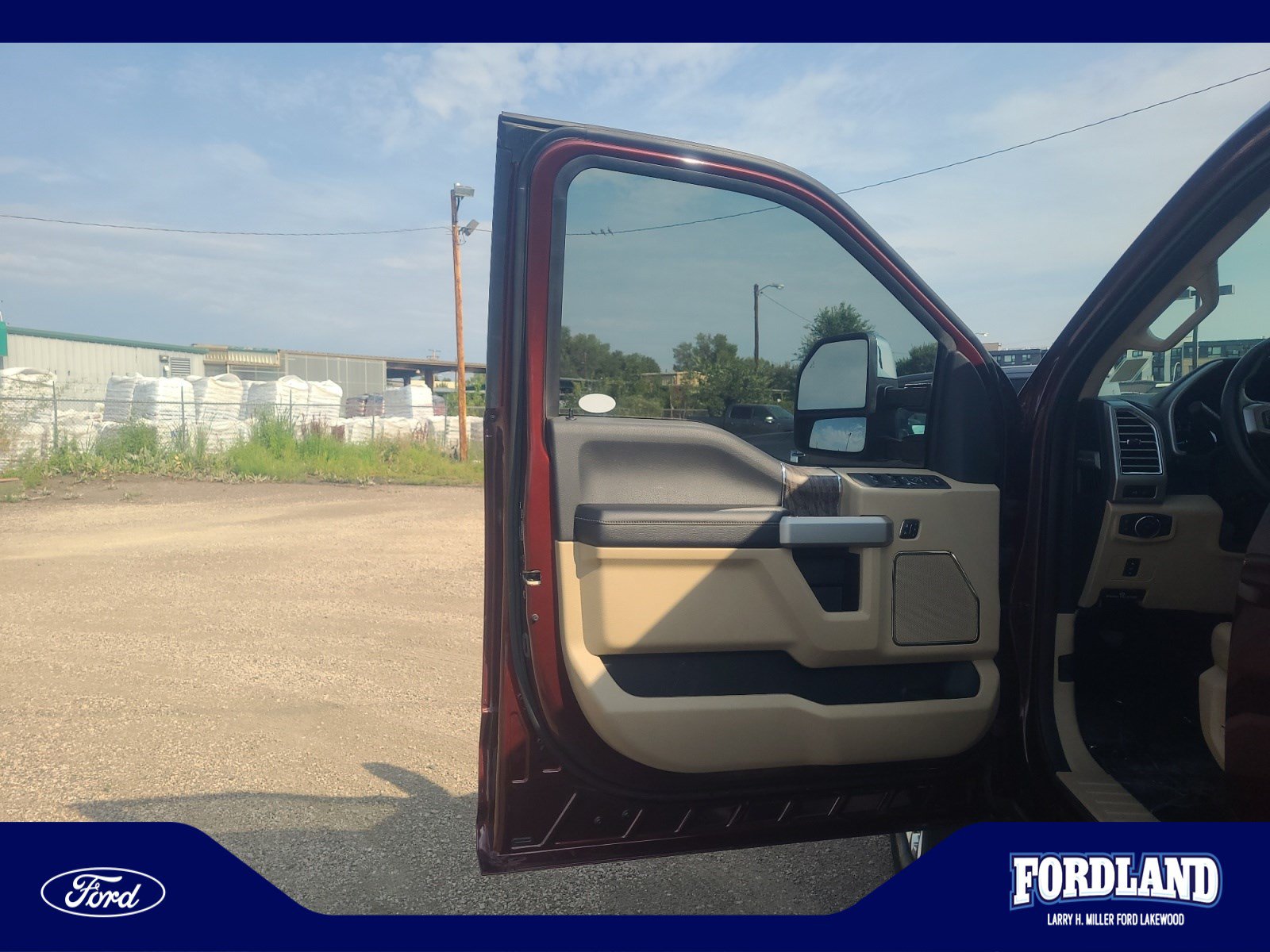 Used 2017 Ford F350 Lariat w/ Chrome Package AWD/4WD image 13