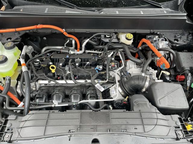 New 2025 Ford Maverick XLT image 12