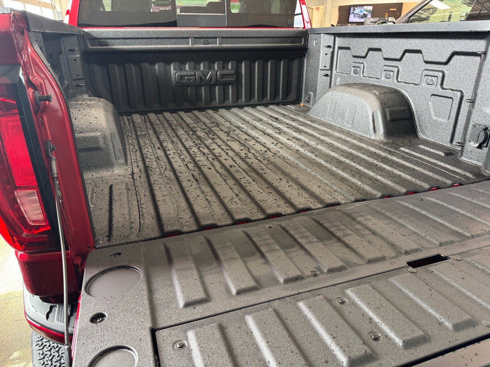 New 2026 GMC Sierra 1500 AT4 image 8