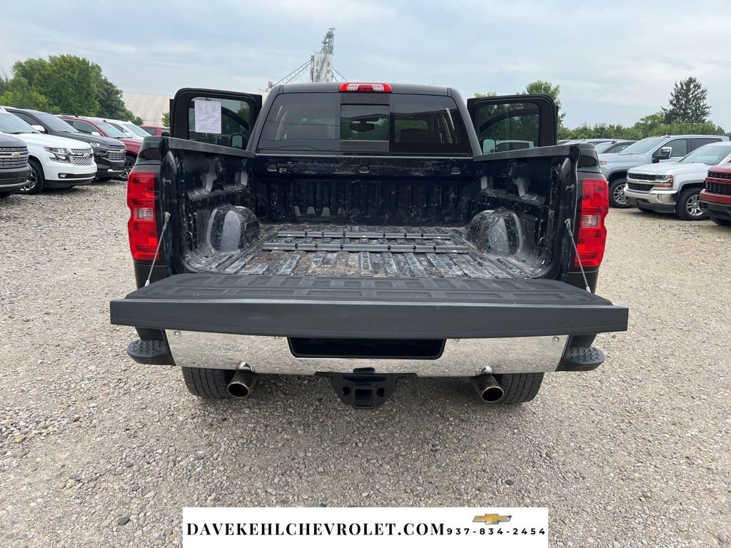 Used 2015 Chevrolet Silverado 2500 LTZ w/ LTZ Plus Package image 26