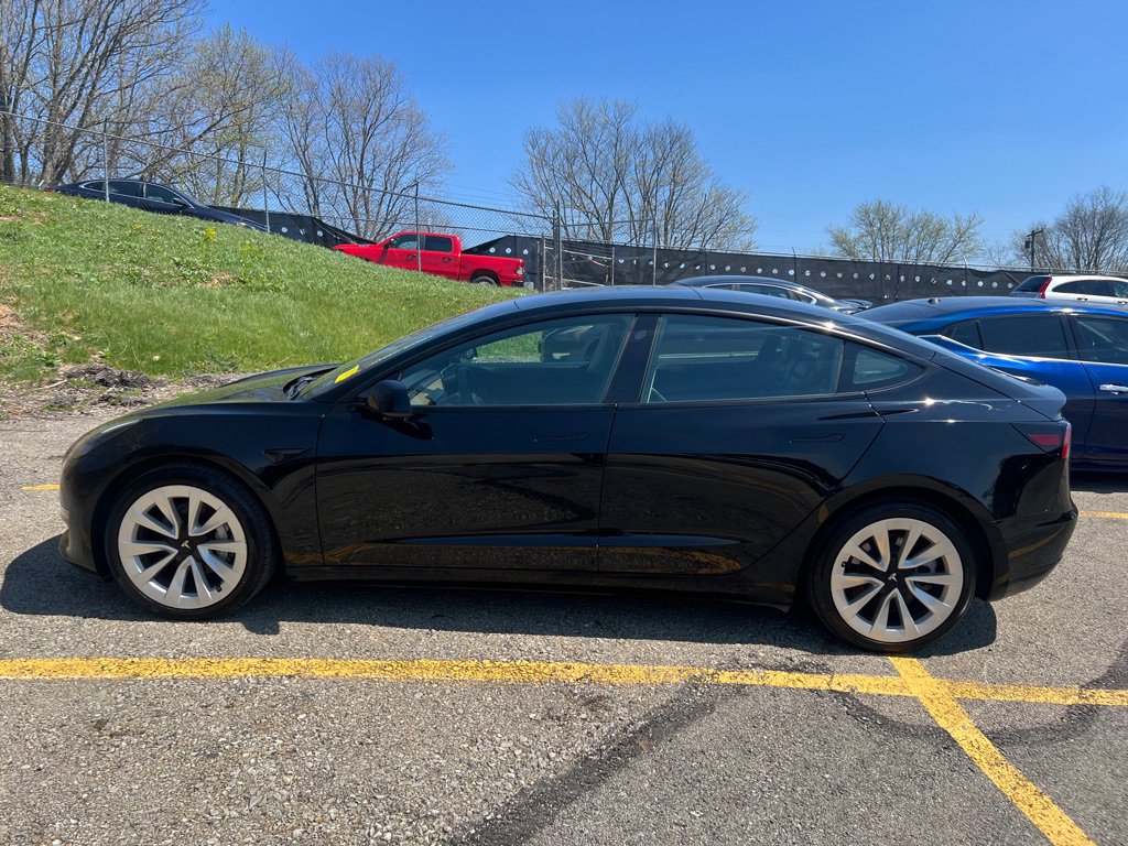 Used 2021 Tesla Model 3 Long Range image 1