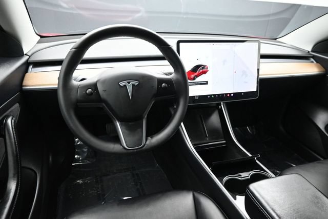 Used 2020 Tesla Model 3 Standard Range RWD image 12