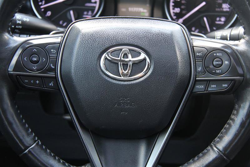 Used 2022 Toyota Camry SE w/ Cold Weather Package FWD image 27