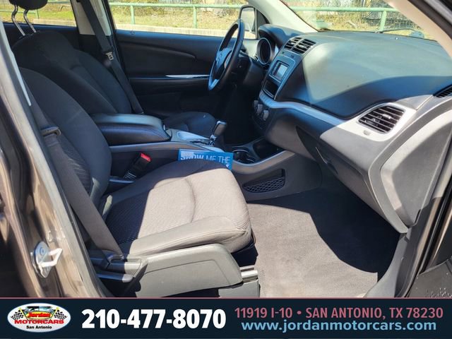 Used 2018 Dodge Journey SE w/ Popular Equipment Group image 11