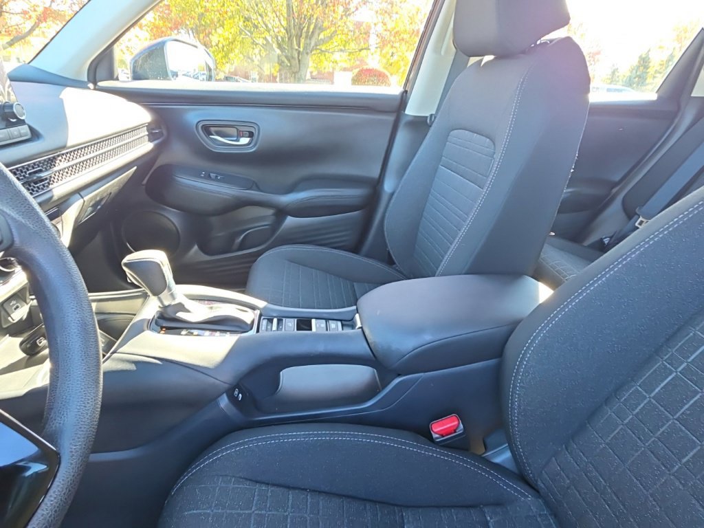 Used 2025 Honda HR-V LX image 23