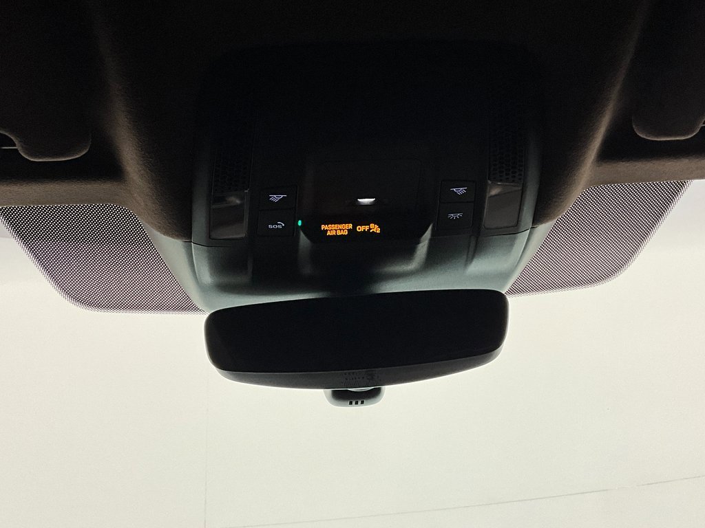 Used 2020 Porsche Taycan Turbo image 13