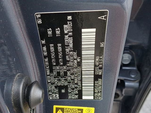 Used 2016 Toyota Highlander XLE image 26