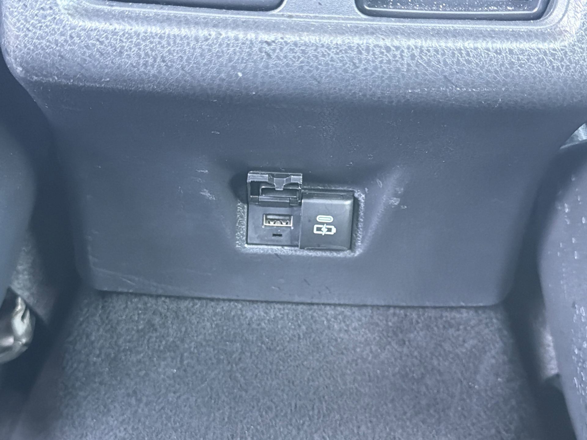 Used 2025 Toyota Camry LE FWD image 21