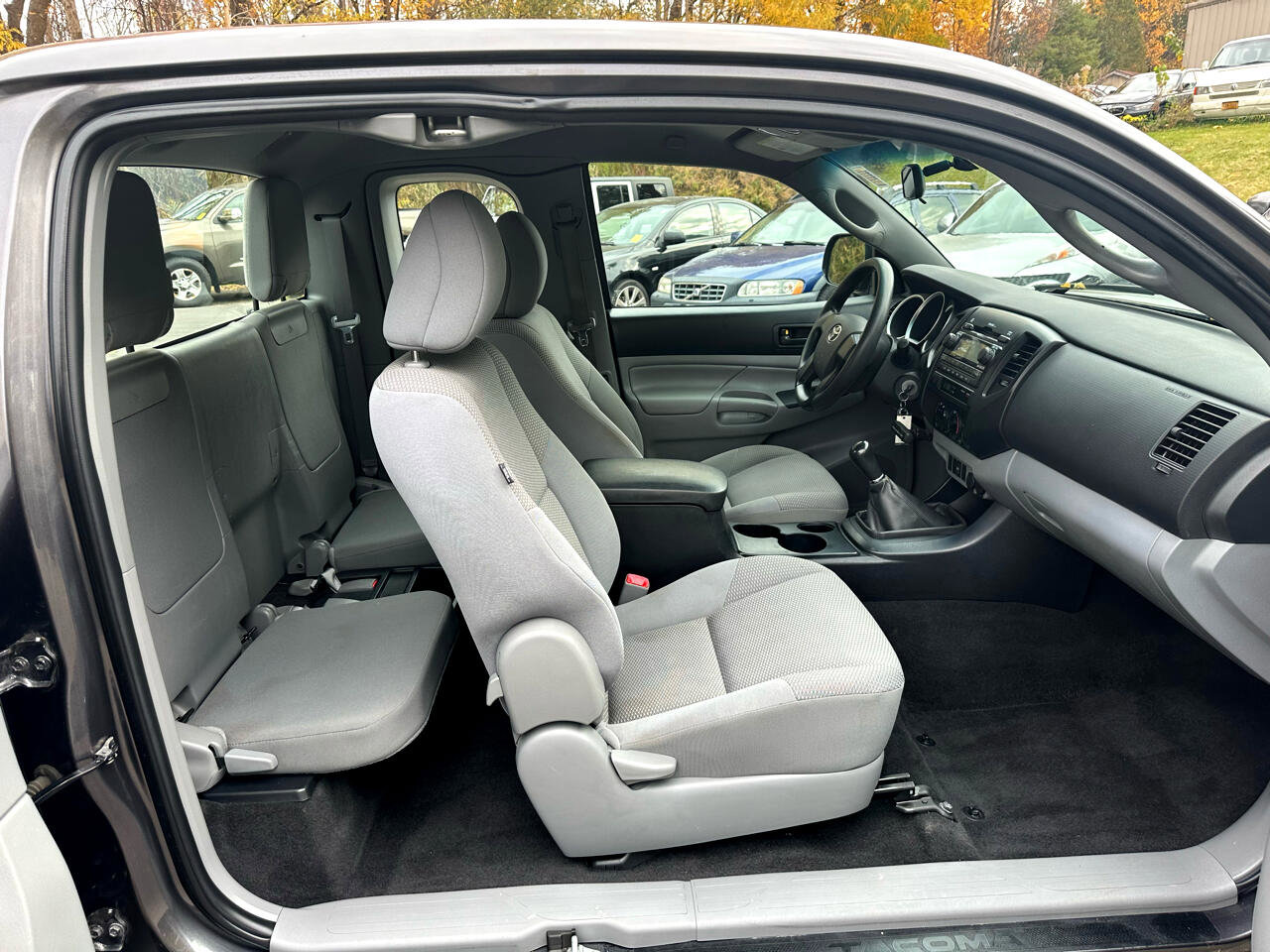 Used 2012 Toyota Tacoma 2WD Access Cab image 16