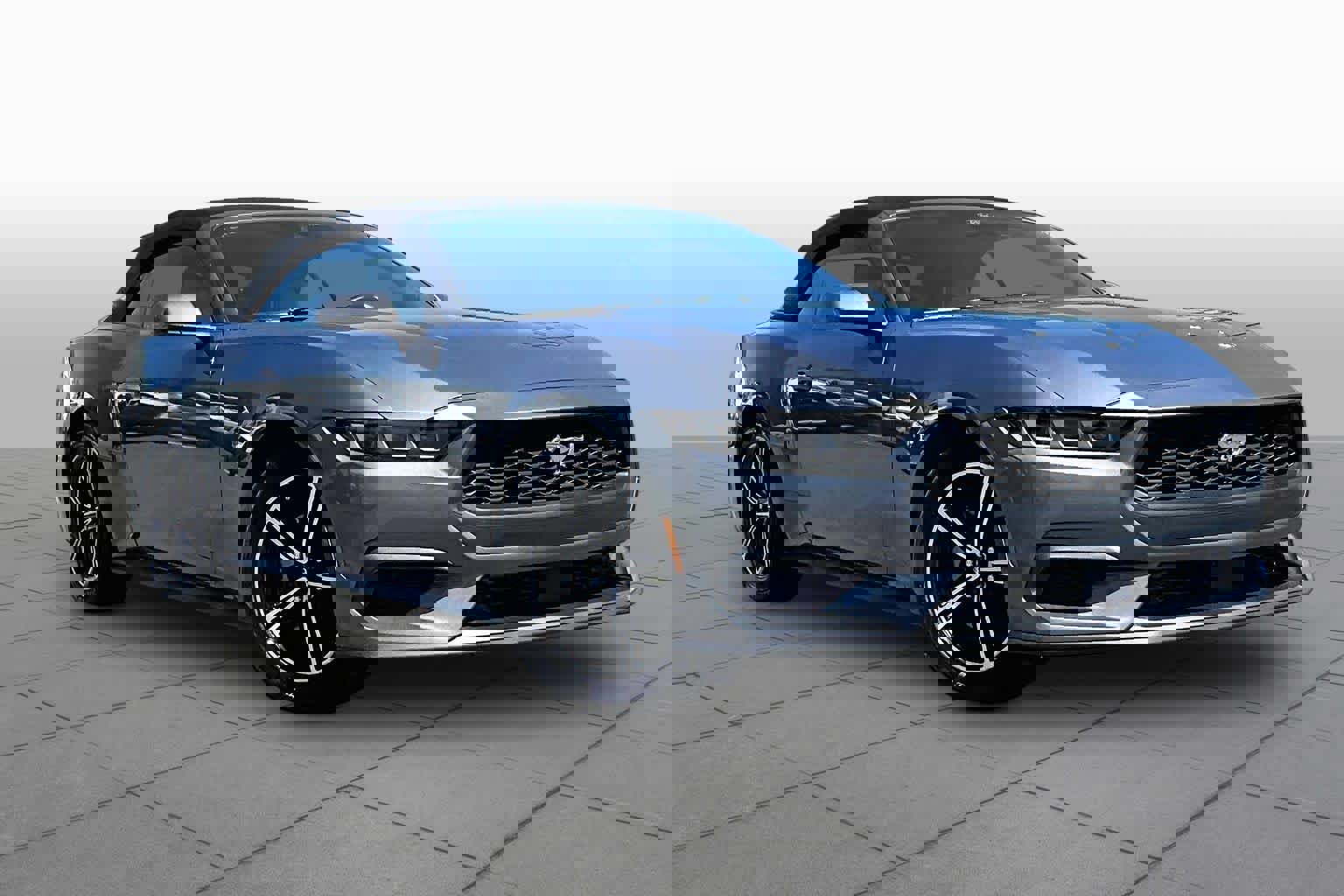 Used 2024 Ford Mustang Premium RWD image 3