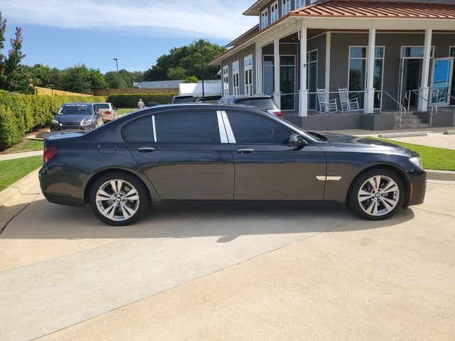 Used 2015 BMW 740Li xDrive AWD/4WD image 9