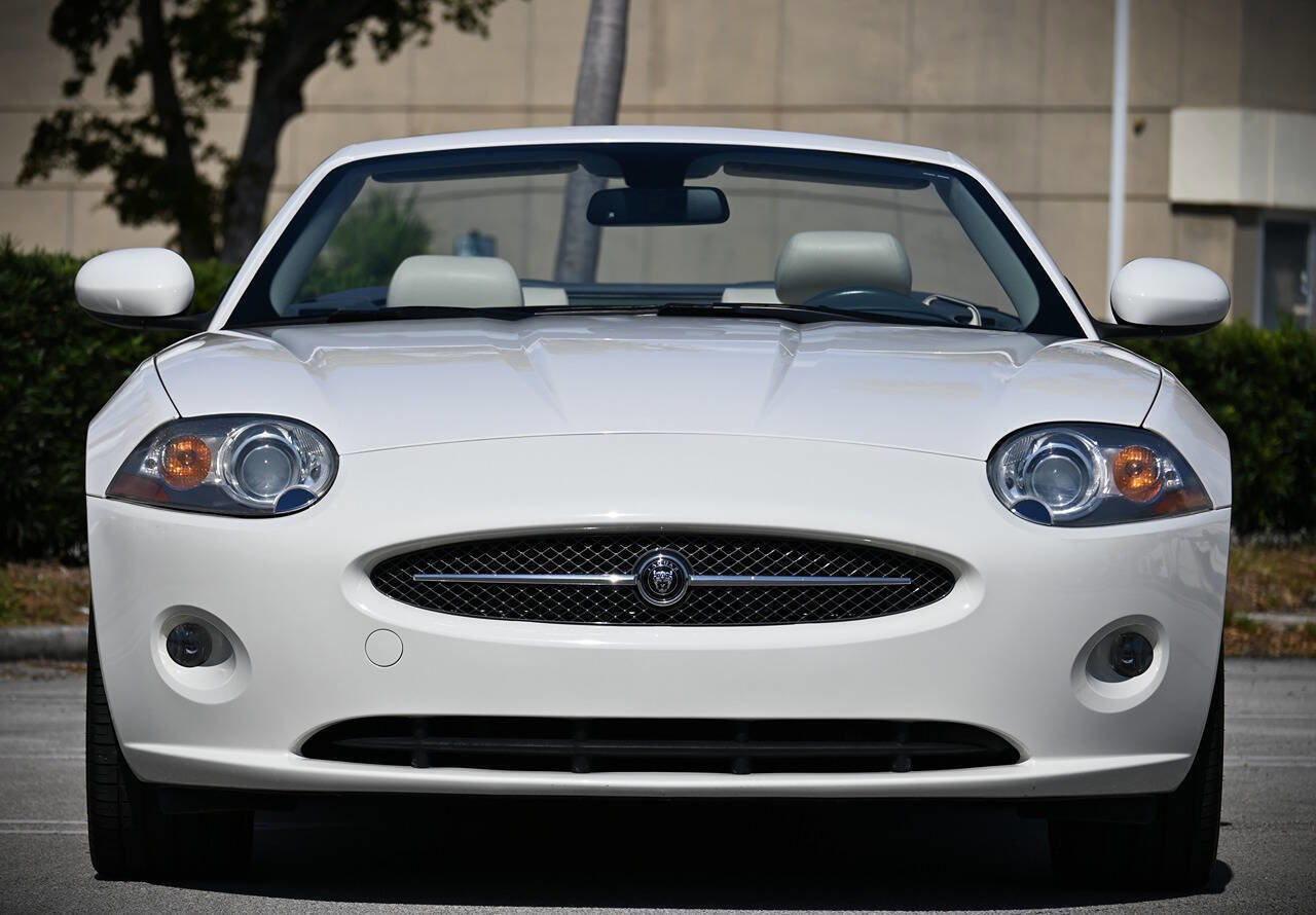 Used 2007 Jaguar XK Convertible image 3