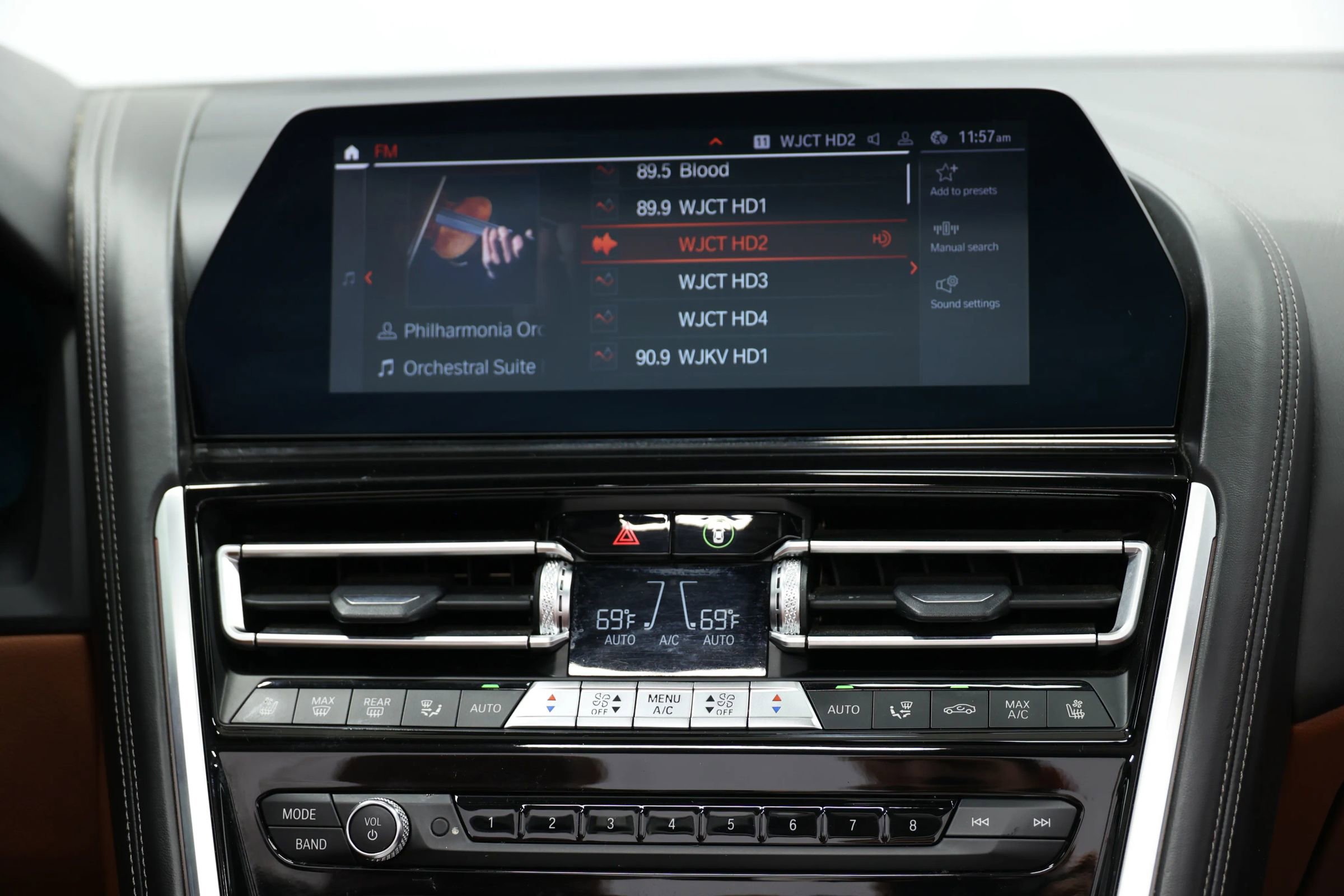 Used 2022 BMW M850i xDrive Convertible image 28