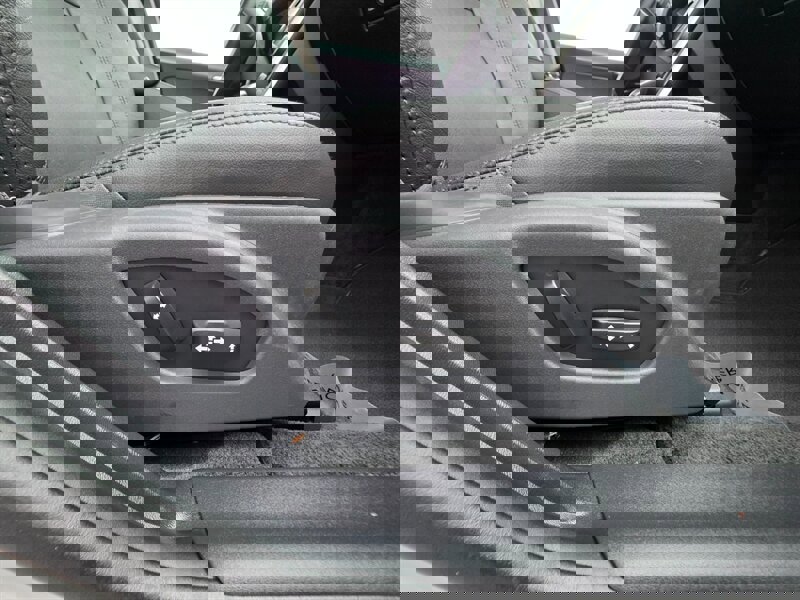 Used 2015 Volvo V60 T5 Premier image 34