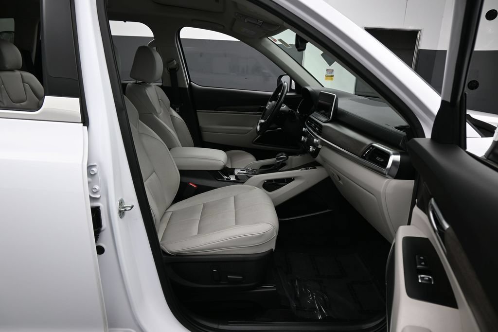 Used 2022 Kia Telluride EX w/ EX Premium Package AWD/4WD image 47
