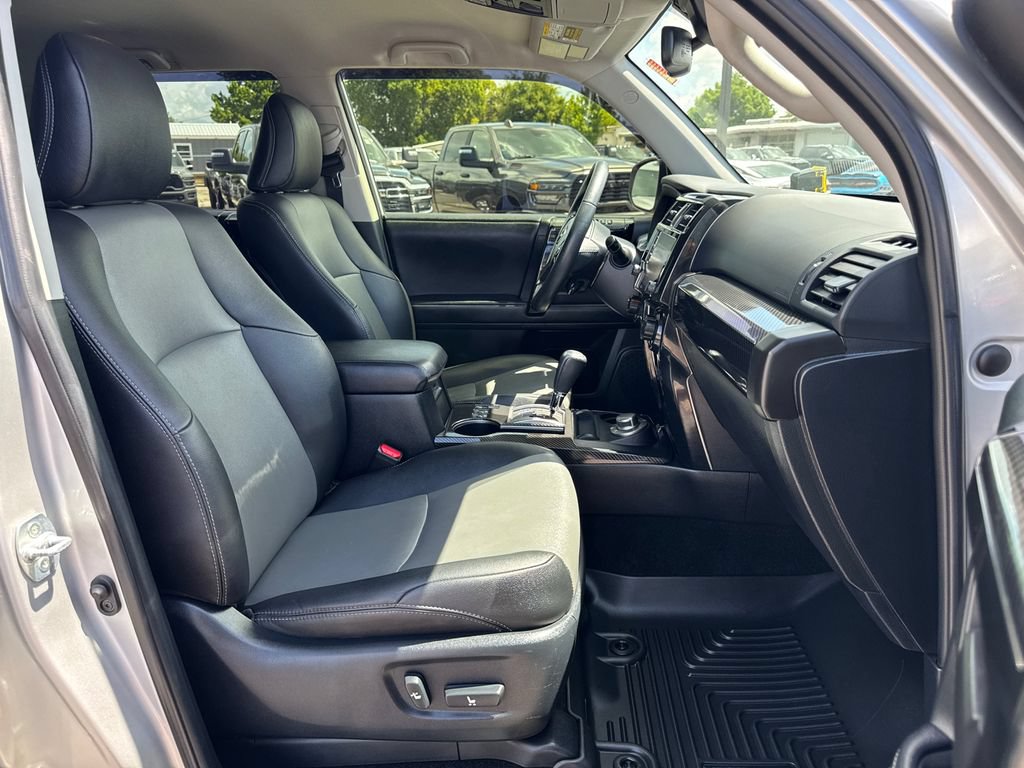Used 2021 Toyota 4Runner SR5 Premium AWD/4WD image 19
