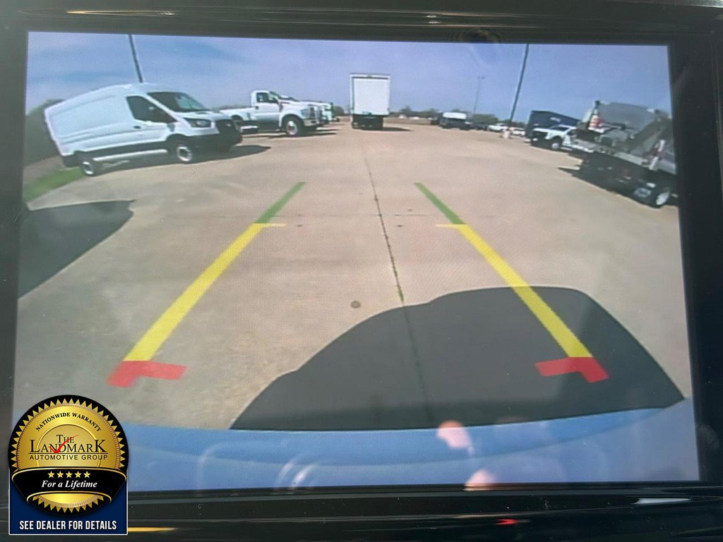 Used 2025 Chrysler Pacifica Limited FWD image 13