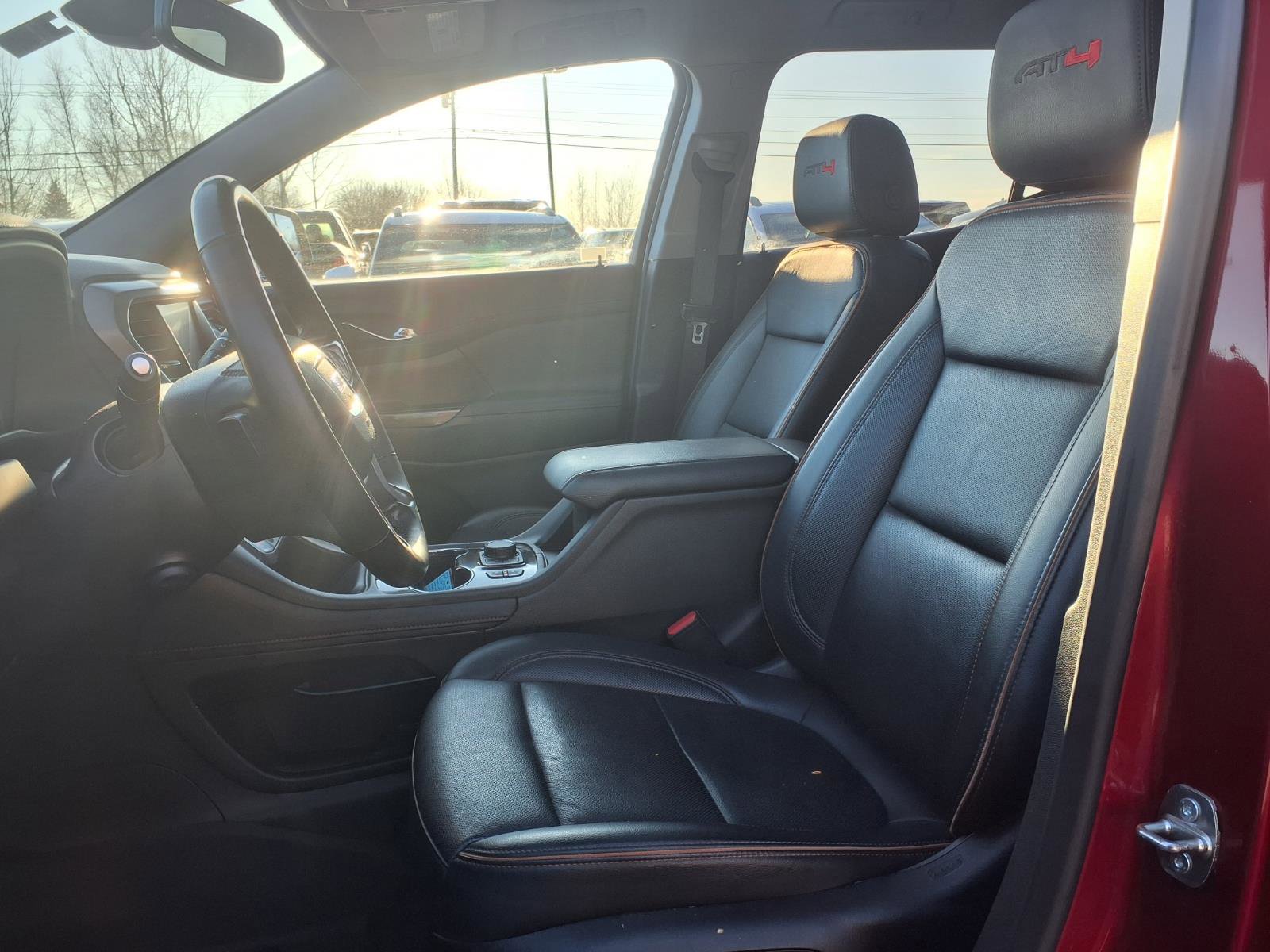 Used 2023 GMC Acadia AT4 w/ Preferred Package image 6