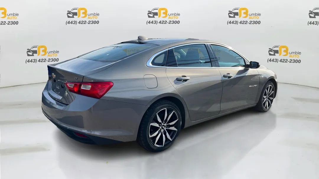 Used 2017 Chevrolet Malibu LT image 5