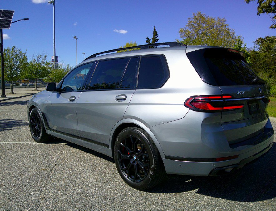 Used 2023 BMW X7 xDrive40i AWD/4WD image 7
