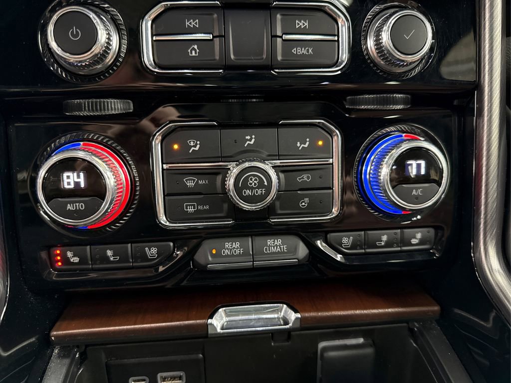 Used 2023 GMC Yukon Denali Ultimate image 35