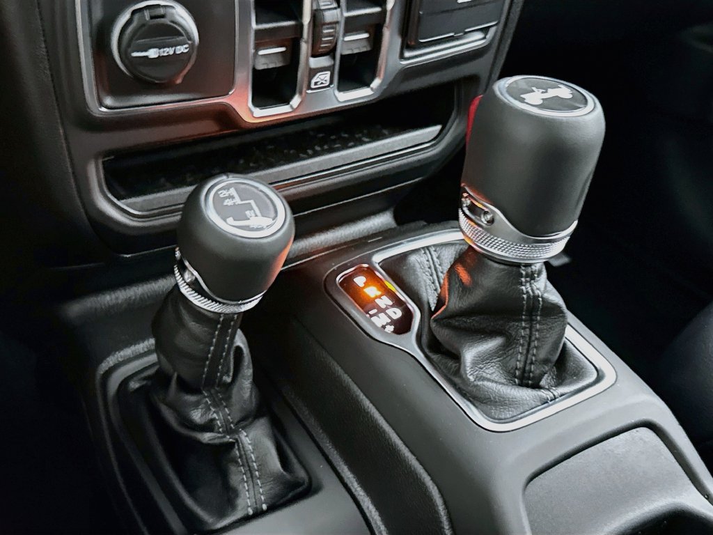 New 2027 Jeep Wrangler Unlimited Sahara AWD/4WD image 17