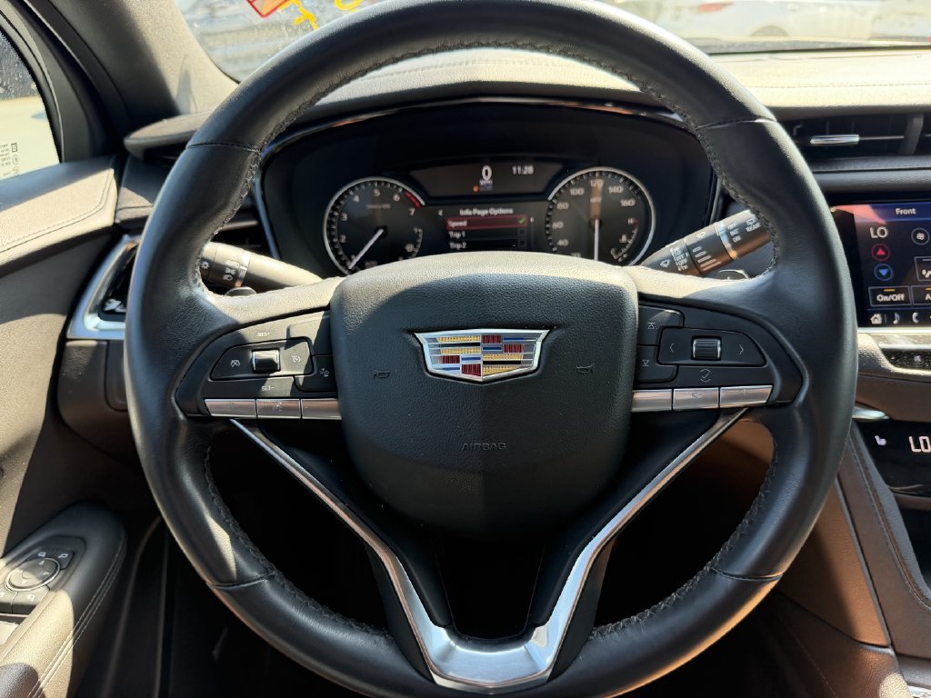 Used 2024 Cadillac XT6 Luxury FWD image 15