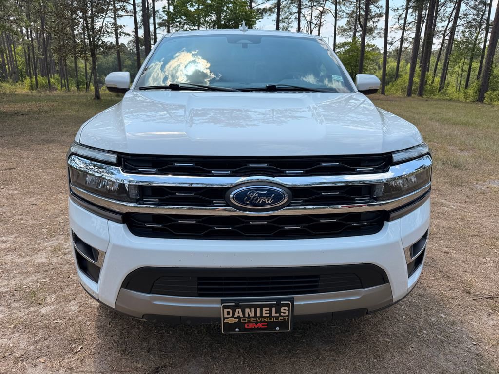 Used 2024 Ford Expedition Limited RWD image 8