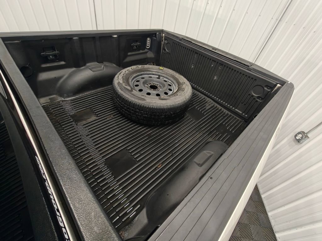 Used 2016 Ford F150 Platinum w/ Equipment Group 701A Luxury image 33